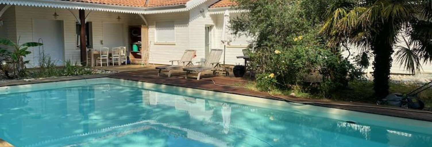 Maison 8 Pièces 220 m² à vendre à Blanquefort (33290)