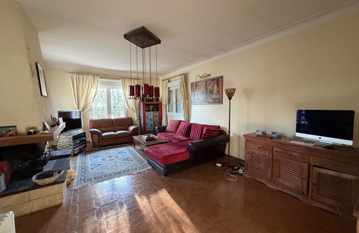 Maison 5 pièces de 131m2 avec garage et piscine sur parcelle — photo 2