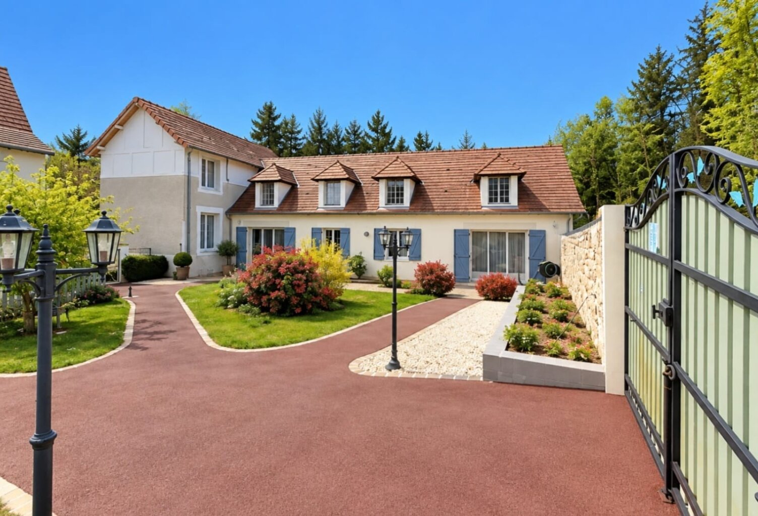 MEAULNE ( 03 )  Magnifique Propriété à vendre 10 pièces 365m2 Terrain 4179m2 — photo 1
