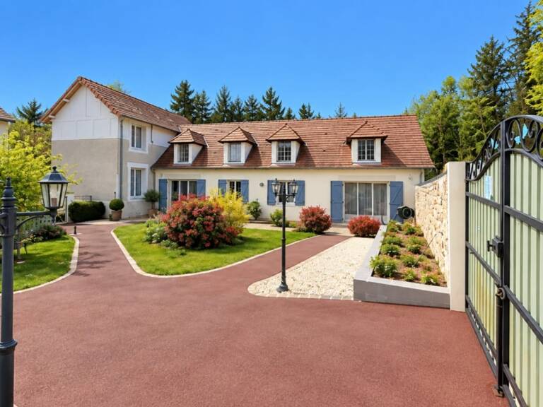 MEAULNE ( 03 )  Magnifique Propriété à vendre 10 pièces 365m2 Terrain 4179m2 — photo 1