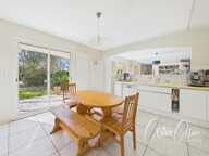 Maison familiale de standing – 230 m² – Terrain arboré de 2 080 m² avec piscine — photo 3
