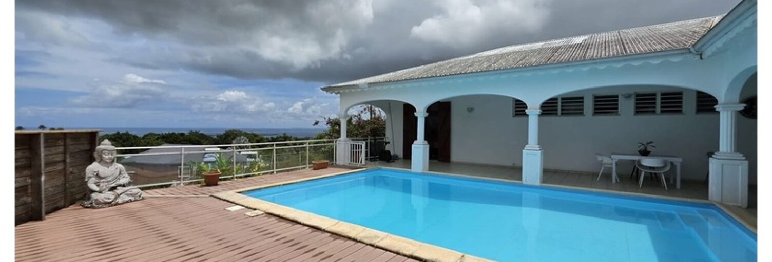 Maison 4 Pièces 161 m² à vendre à Sainte-Rose (97115)