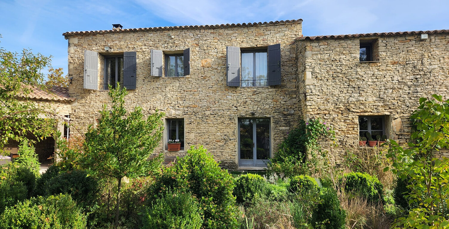 Dept 84 - Gordes - Belle bâtisse au calme - 164 m2 de surfac — photo 1