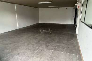 Commerce 2 pièces 855 €