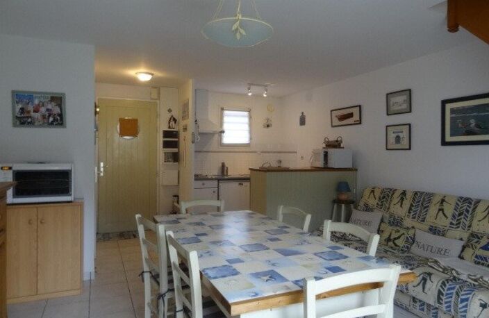 A 500 m des plages et des commerces — photo 4