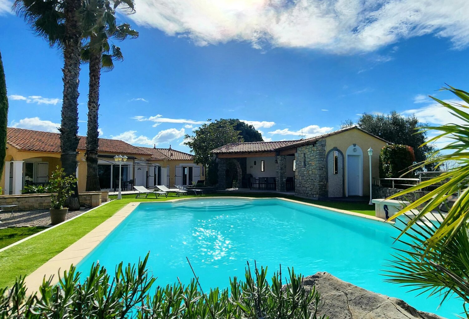 Superbe propriété avec gîtes — photo 1