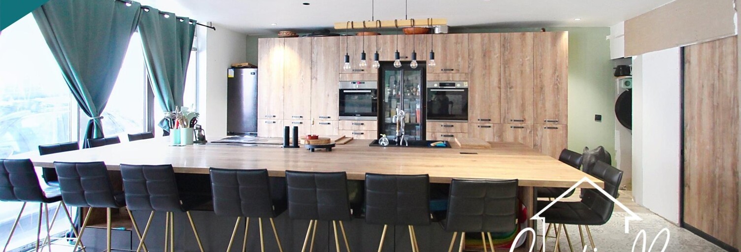 Immeuble  323 m² à vendre à Guîtres (33230)