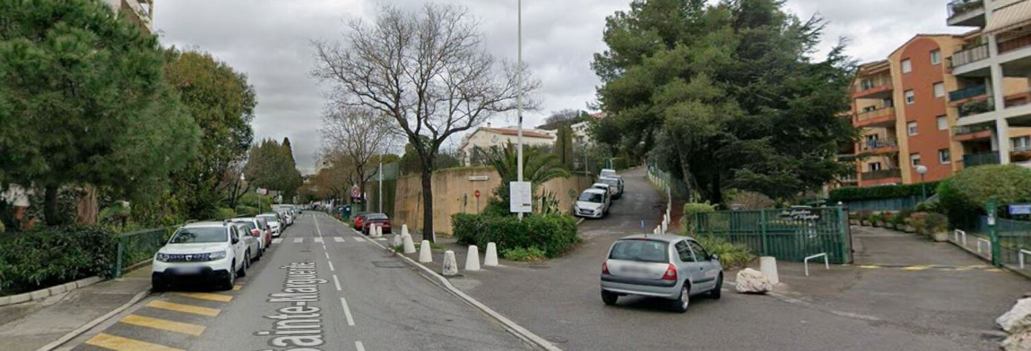 Garage  121 m² à vendre à Nice (06200)