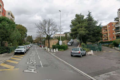 Garage  271000 €