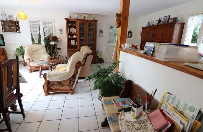 MAISON SURFACE HABITABLE 100M² LOUEE A L'ANNEE — photo 3