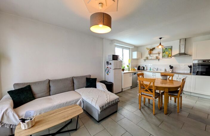 Maison à vendre 85 m² - LA TESSOUALLE (49) — photo 2