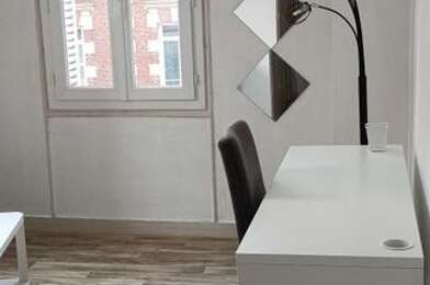 Appartement 1 pièces 495 €