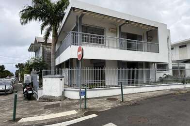 Local industriel 4 pièces 2990 €