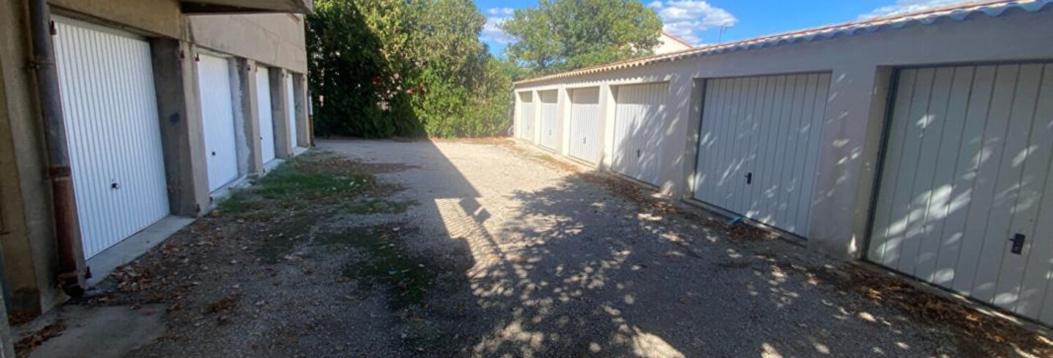 Garage   m² à louer à Berre-l'Étang (13130)