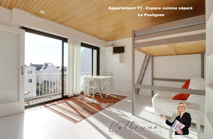 STUDIO baigné de soleil, dans une résidence sur le port proximité Plage du Nau — photo 5