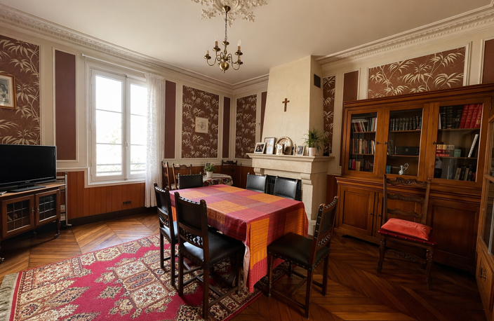Elégante maison bourgeoise avec jardin — photo 4