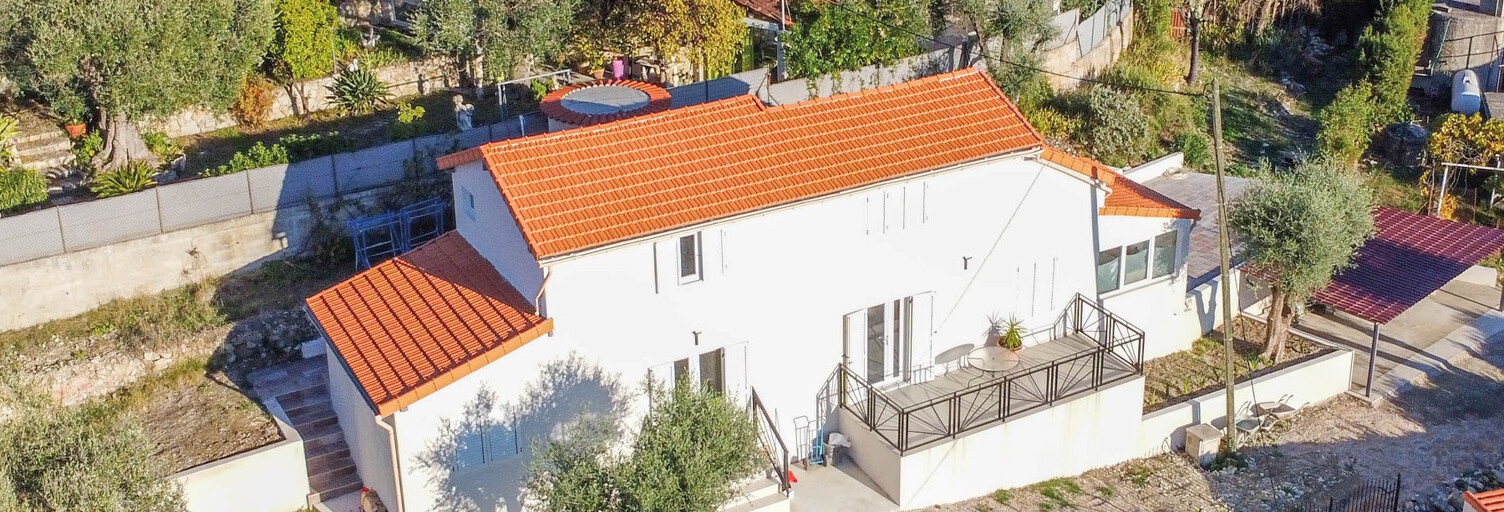 Maison 4 Pièces 130 m² à vendre à Saint-André-de-la-Roche (06730)