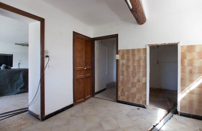 Une partie de maison en cours de rénovation — photo 5