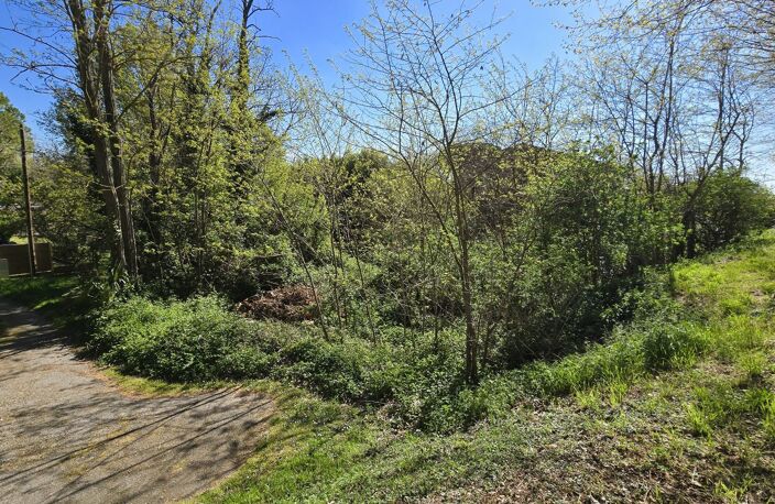 TERRAIN CONSTRUCTIBLE 620 M² — photo 3