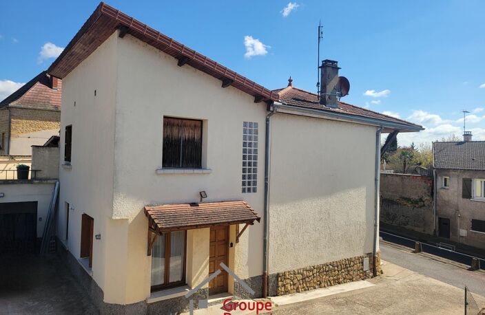 Vente maison 7 pièces 144 m² Pouilly-sous-Charlieu (42720) — photo 2