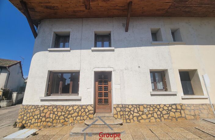 Vente maison 7 pièces 144 m² Pouilly-sous-Charlieu (42720) — photo 3