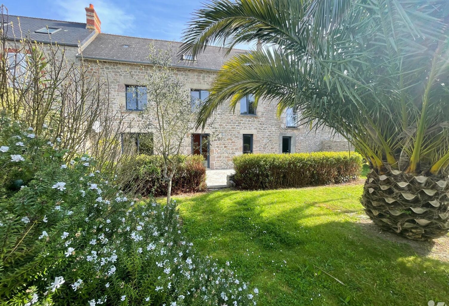 Vente maison 5 pièces 132 m² Réville (50760) — photo 1