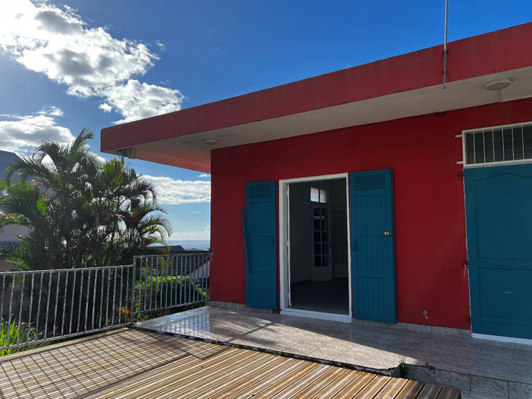 Maison individuelle rénovée à Sainte-Marie — photo 1