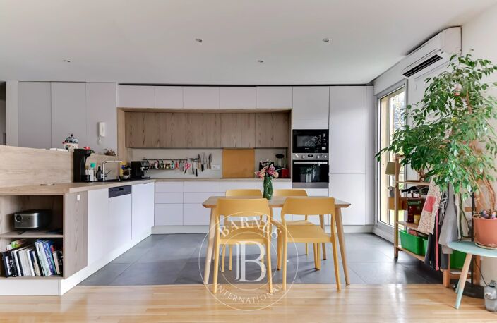 Lyon 6 - Appartement meublé de 91,78 m² - 1 Terrasse - 1 Balcon - 3 Chambres — photo 3