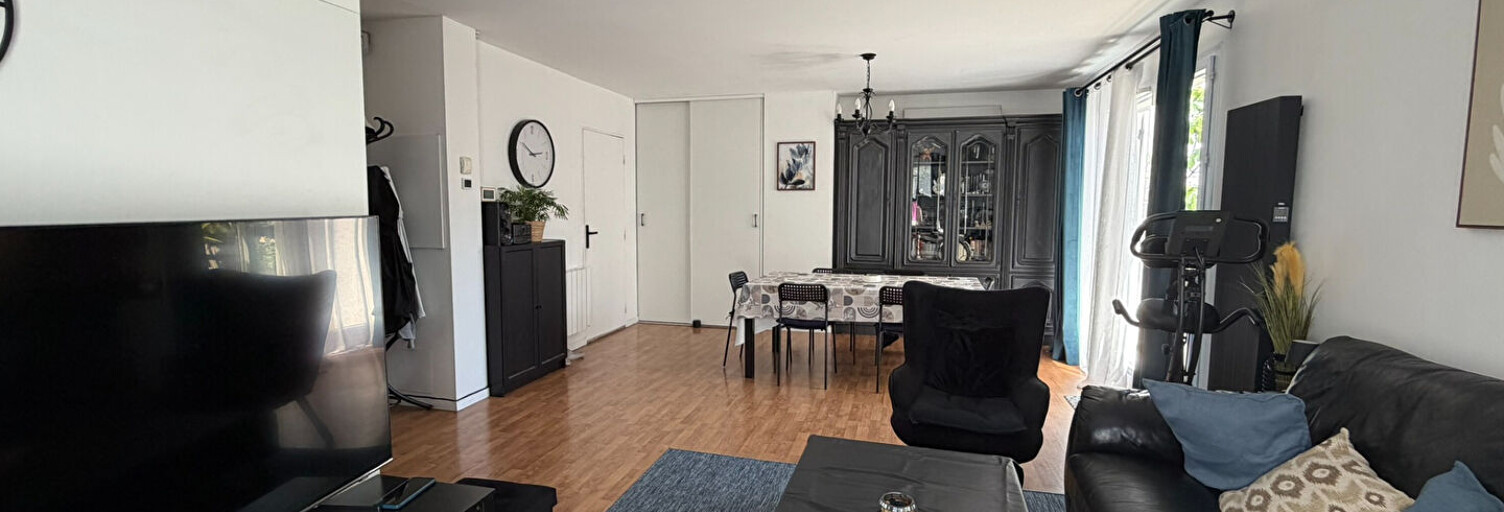 Appartement 1 Pièce 89 m² à vendre à Stains (93240)