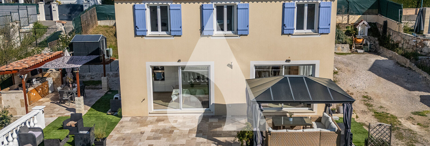 Maison 7 Pièces 127 m² à vendre à Levens (06670)