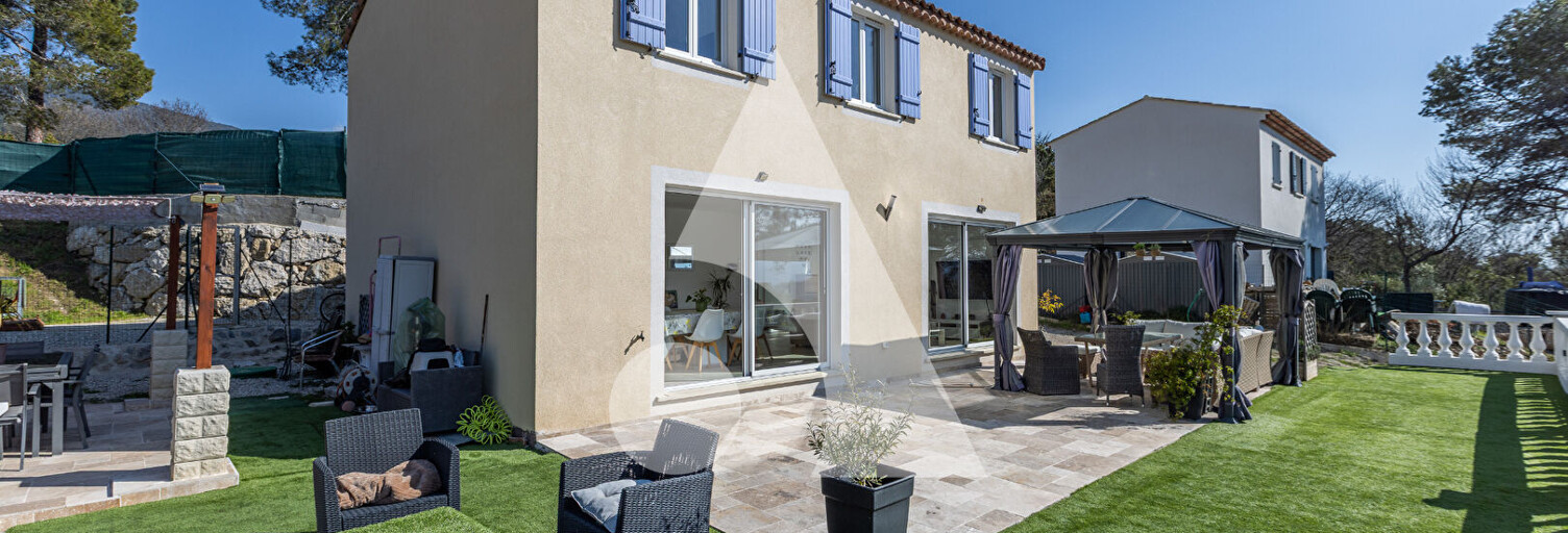 Maison 7 Pièces 127 m² à vendre à Levens (06670)