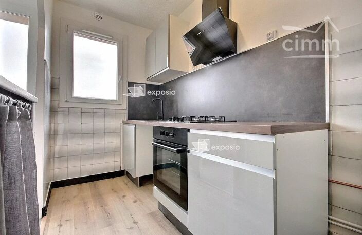 A LOUER - APPARTEMENT TYPE T2 - GRENOBLE LIBERATION — photo 4