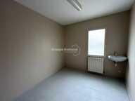 Pernes-les-Fontaines- Local professionnel 45 m² - — photo 2
