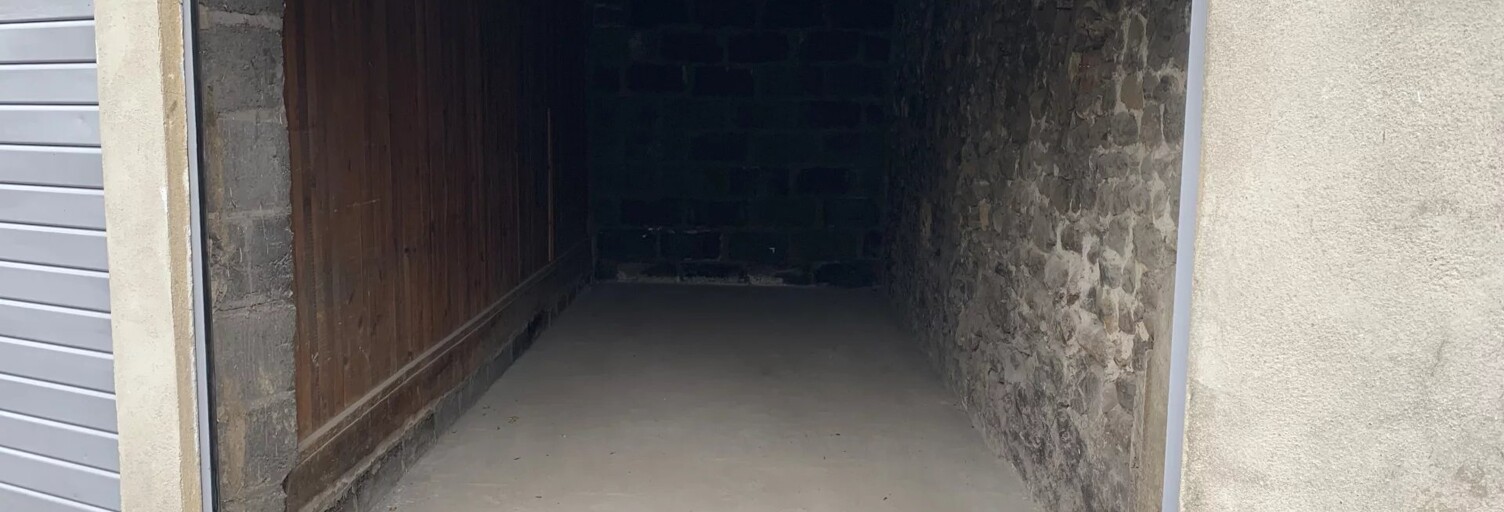 Garage  15 m² à louer à Saint-Chamond (42400)