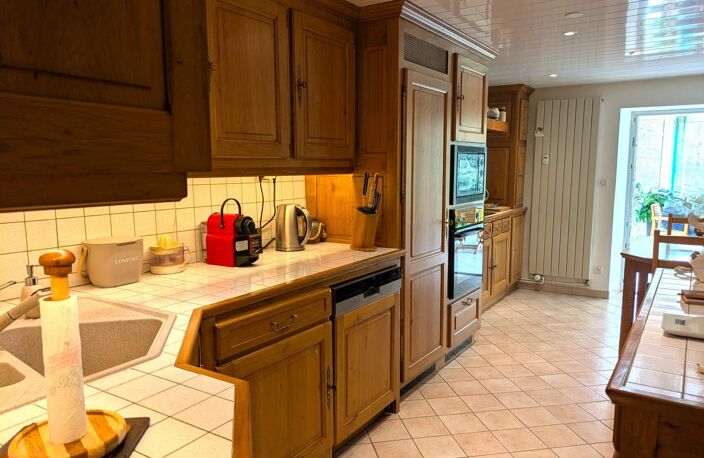 Vente maison 4 pièces 146 m² Sainte-Maure-de-Touraine (37800) — photo 2