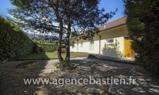 Maison 5 Pièces 152 m² à vendre à Saint-Genis-Pouilly (01630)