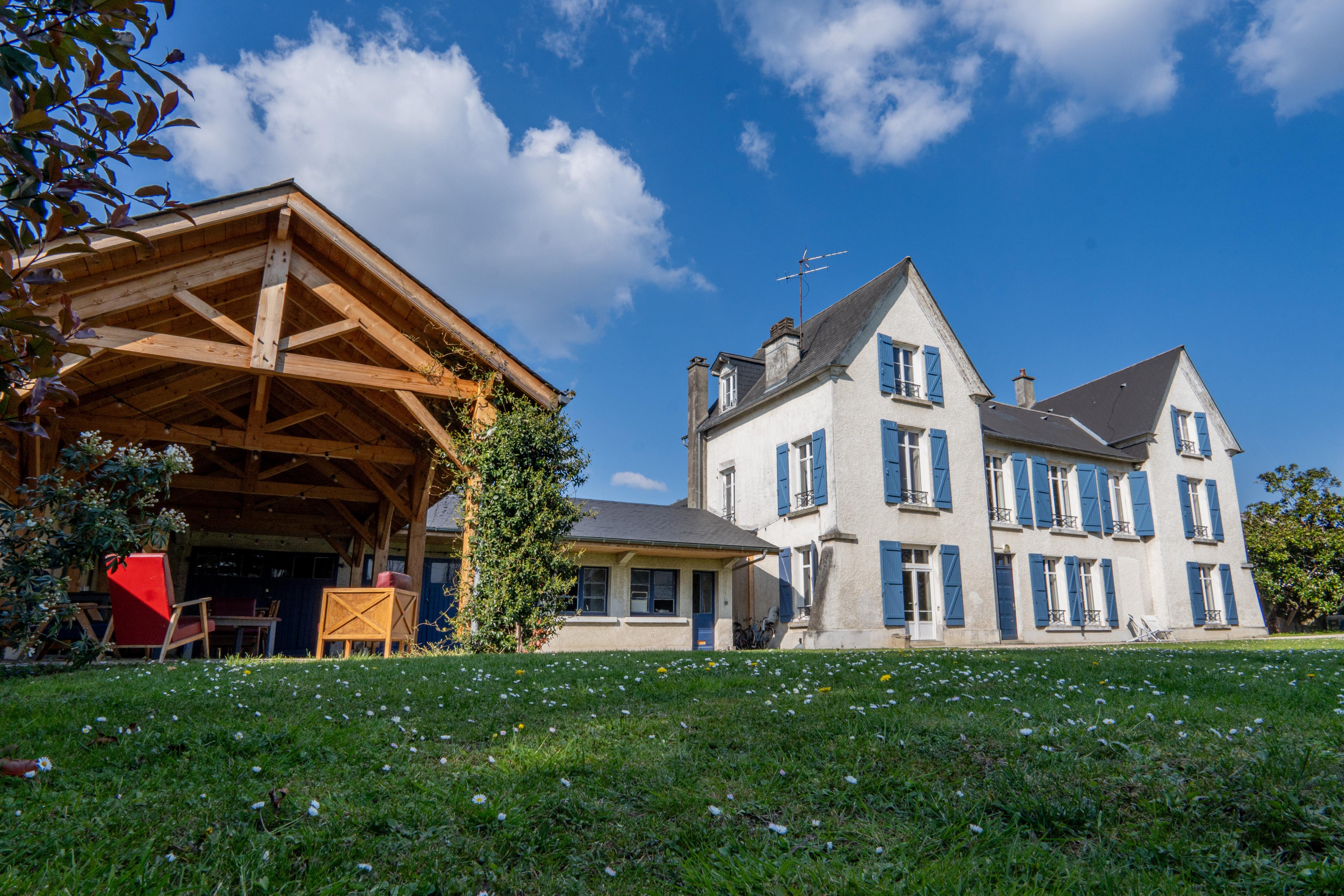 Villa / Maison 9 pièces  à vendre Billère 64140