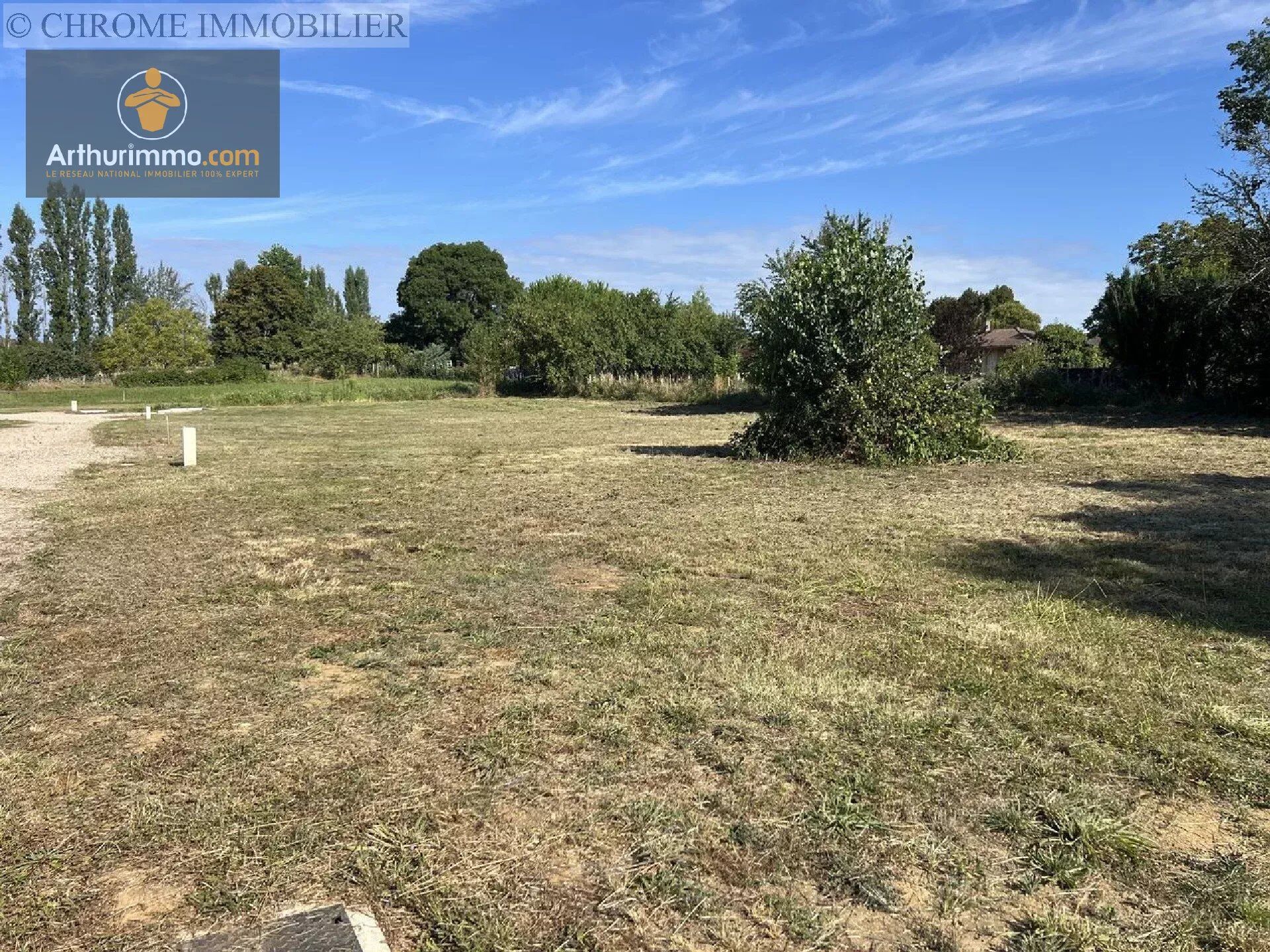 Vente Terrain 777 m2 à Beauziac · 31 200 €