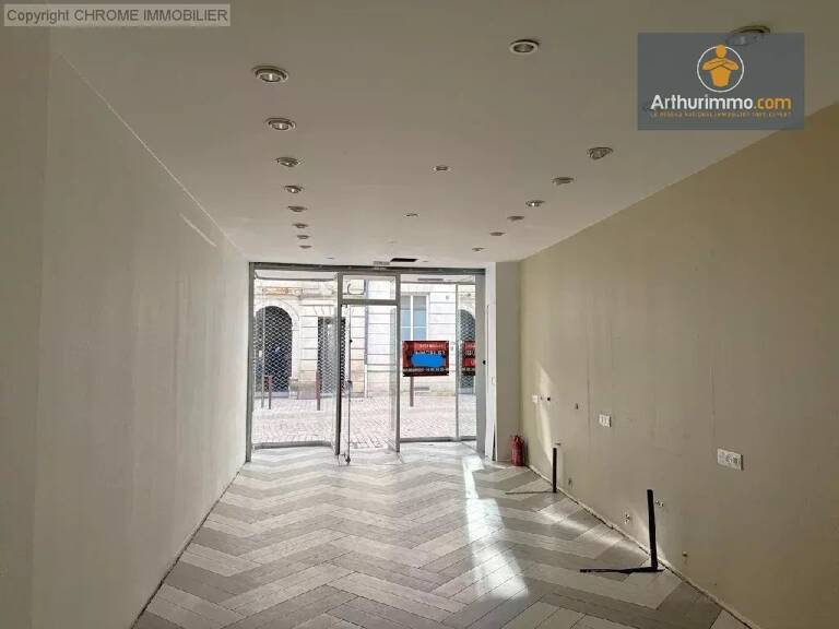 Local commercial centre ville Marmande — photo 1