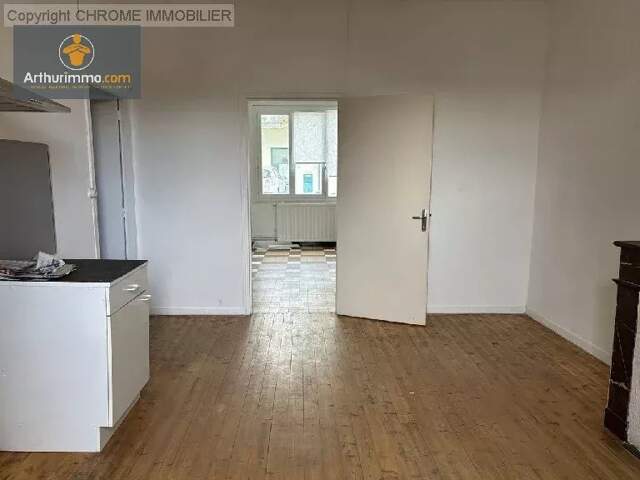 Maison au centre bourg avec jardin — photo du bien