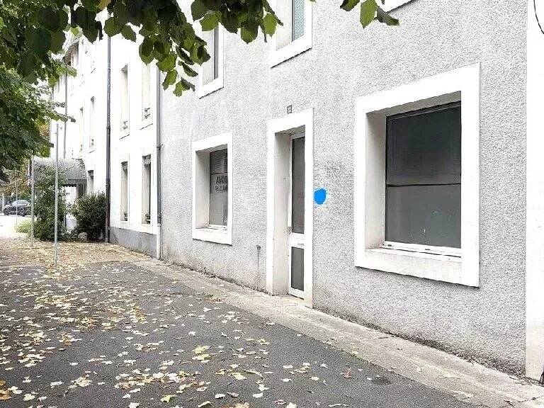 Immeuble de bureaux à Marmande — photo 1