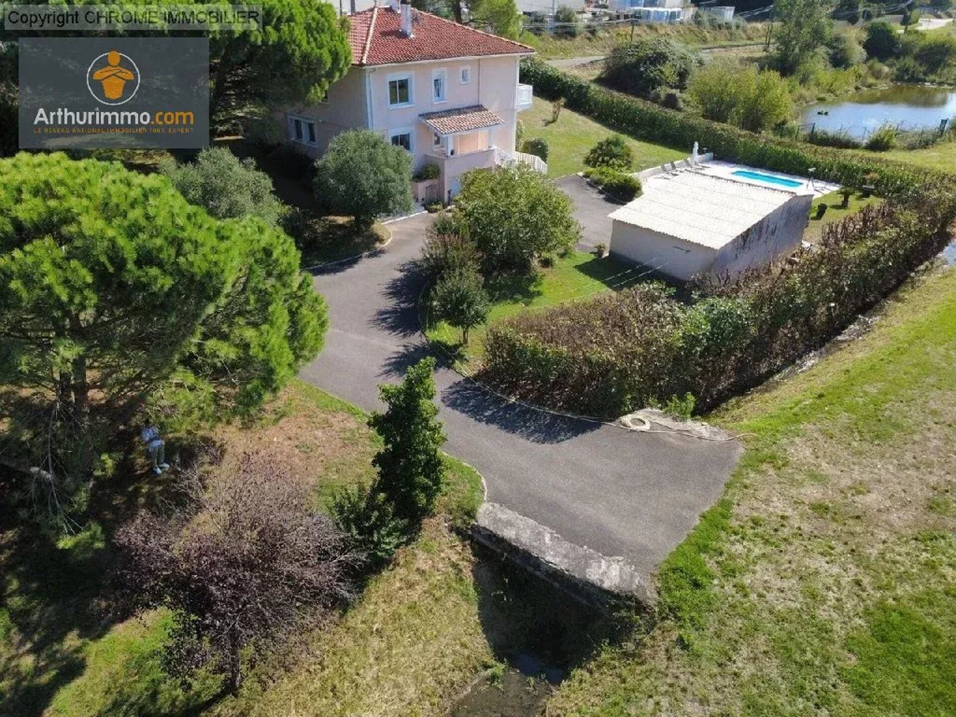 Maison 6 pièces 167 m² · à Sainte-Bazeille · 167 m² · 245 907 €