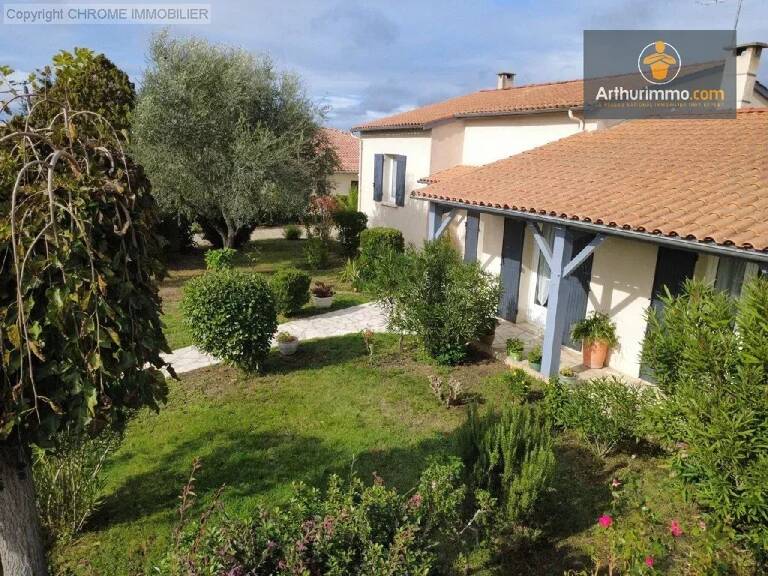 Maison 4 chambres avec sous-sol — photo 1