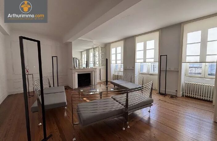 Maison bourgeoise du 18ème avec jardin et parking — photo 3