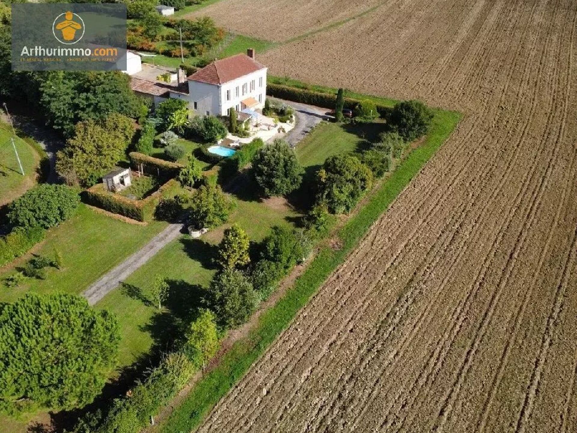 Maison 8 pièces 230 m² · à Marmande · 230 m² · 490 350 €