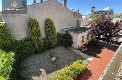 Maison 8 pièces 249900 €