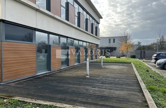 BUREAUX à LOUER — photo 2