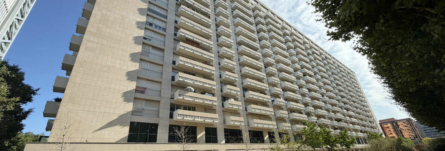Bureau  90 m² à louer à Lyon 3 (69003)