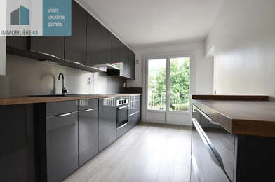 Appartement 5 pièces 815 €