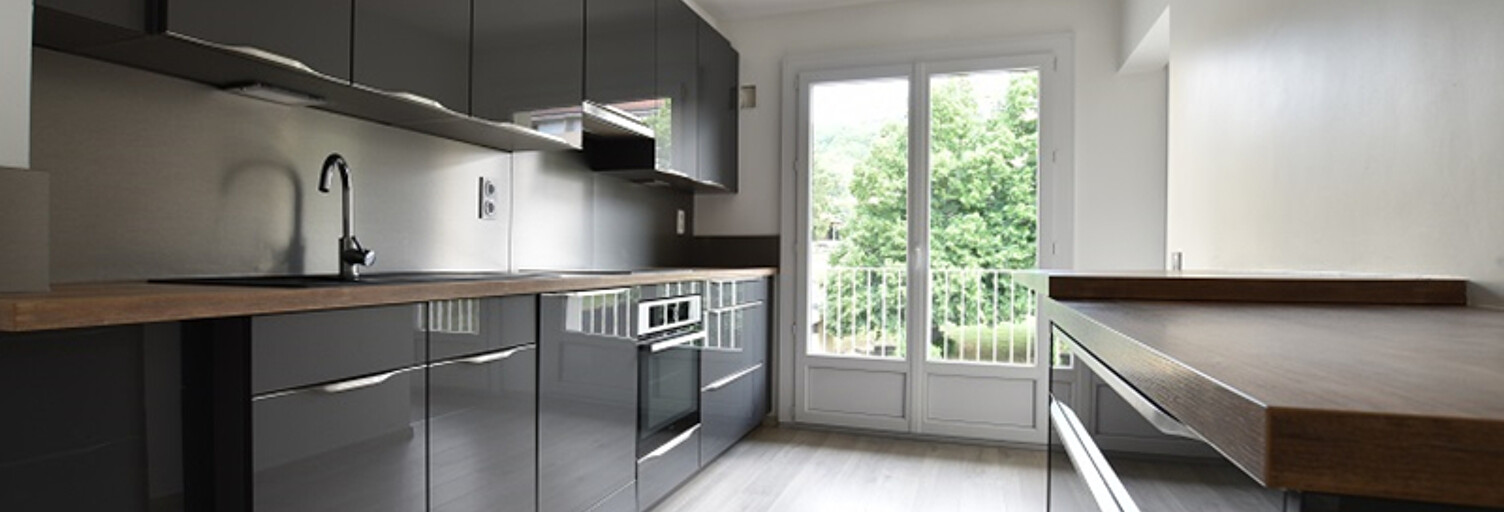Appartement 5 Pièces 99 m² à louer à Le Puy-en-Velay (43000)